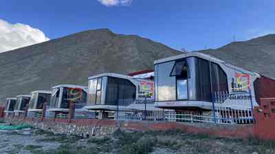 Winter minus 15 degrees space capsule  house project in China