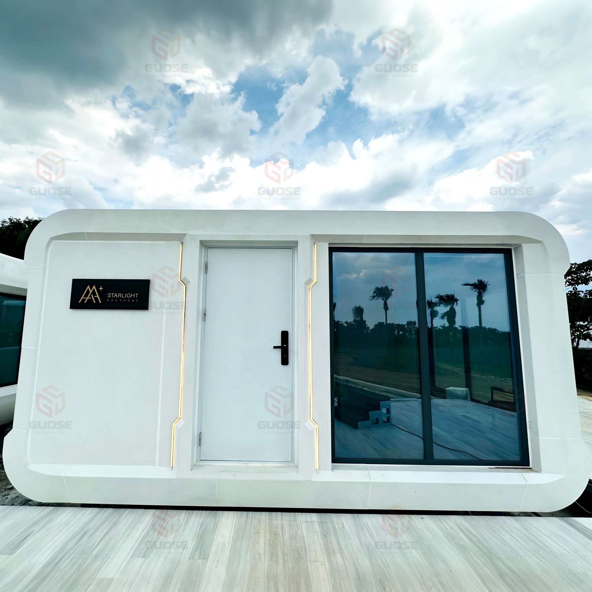 High End Smart Capsule House Luxury Compact Pod Home with Premium Furniture for Boutique Hotel and Luxury Accommodation